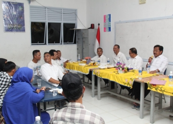 Gubernur Dan Rombongan Disdik Kepri Tinjau Lahan SMA 25