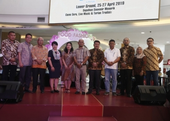 DPRD Kepri Menghadiri Acara Pembukaan Pameran Kemilau Kepri