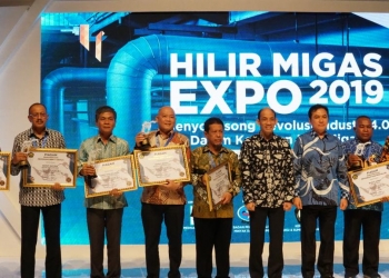 Sukses Terapkan BBM Satu Harga, Bupati Natuna Terima Penghargaan Dari BPH Migas