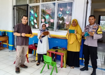 Ketua TP PKK Natuna Sumbang Kain Untuk Dijadikan Masker ke SPNF SKB