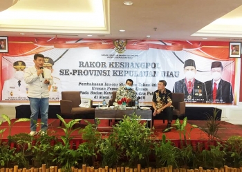 Komisi I DPRD Kepri Menghadiri Rapat Koordinasi Bersama Kesbangpol se-Kepri di Batam