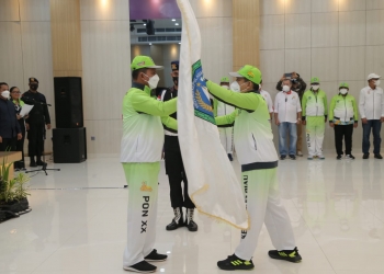 Lepas Kontingen PON ke Papua, Ansar: Berikan Prestasi untuk Provinsi Kepri