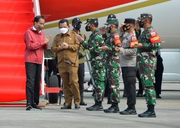 Kedatangan Presiden Bersama Rombongan Disambut Langsung Gubernur Kepri