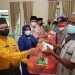 Walikota Rahma Serahkan Bantuan ke 20 Nelayan Tanjung Unggat