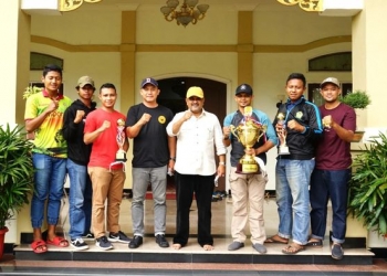 Bupati Karimun Mengapresiasikan Kemenangan Tim Sepak Takraw Aura Karimun