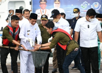 Panen Ikan di Pangkil, GubKepri: Semoga Awal Bangkitkan Potensi Budidaya Perikanan