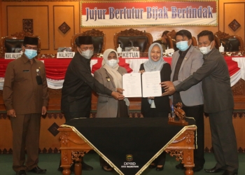 Walikota dan Pimpinan DPRD Tandatangani Kesepakatan KUA-PPAS APBD 2022
