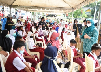 TP-PKK Kepri Tinjau Kegiatan Vaksinasi Anak di Bintan