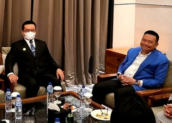 Perbincangan Ketum DPN Peradi Otto Hasibuan Bersama Agung Wiradharma Disela Pelantikan Peradi Batam