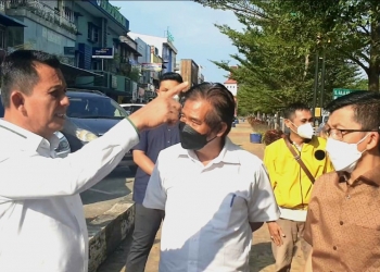 Peninjauan Jalan Provinsi di Kota Batam Oleh Gubernur Ansar