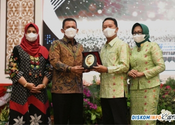 Gubernur Ansar Menghadiri Pisah Sambut Kepala Kejaksaan Tinggi Kepri