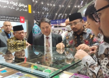 Tinjau Stan Indonesia di Pameran Haji Dunia, Menag: Perlu Digitalisasi Layanan Jemaah