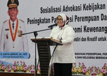 Wagub Marlin Buka Seminar Partisipasi Perempuan dalam Dunia Politik