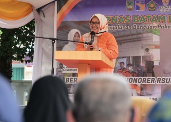 Menghadiri Baznas Berbagi Bersama Tenaga Honorer RSUD Embung Fatimah, Marlin: Jangan Berhenti untuk Saling Berbagi