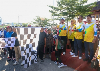 Tagline Enjoy Karimun, Gubernur Kepri Lepas 1.000 Peserta Jelajah Wisata Karimun