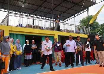 Buka Turnamen Bola Volly di Karimun, Ansar: Jalin Silaturahmi dan Semangat, Kalah Menang itu Lumrah