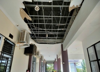 Plafon Dinas Pendidikan Kepri Ambruk, Andi Agung Sebut Fenomena Alam yang Tidak Bisa Dihindarkan