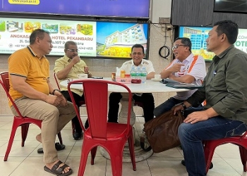 Tuntaskan Pemenuhan Kebutuhan Listrik Masyarakat, Ansar Temui Langsung GM PT PLN Riau Kepri