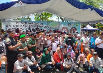 Mendapat Anugerah Kota Terbersih, Masyarakat Bersukacita Menyambut Piala Adipura Tanjungpinang