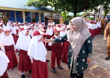 Serahkan KIA, Wako Rahma: Mewujudkan Siswa yang Berkarakter Cerdas dan Berkualitas