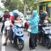 Rahma dan TP PKK Kota Tanjungpinang Berbagi Takjil di Pamedan
