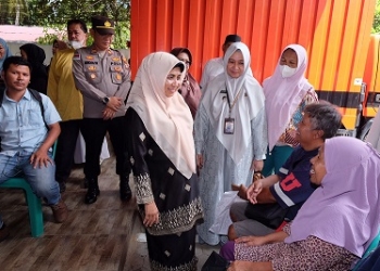 Pastikan Tepat Sasaran, Rahma Tinjau Pendistribusian Cadangan Pangan Sampai di Kelurahan