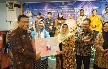 Sosialisasi Peran Ormas Perempuan, Rahma Berbagi Pengalaman Politik kepada Peserta