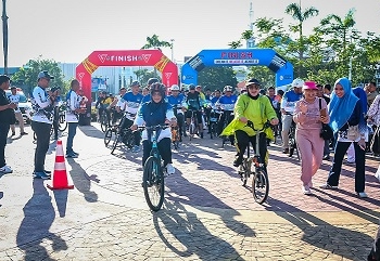 Hari ke-3 Raker di Batam, Rahma dan Para Wali Kota Tergabung dalam Apeksi Lakukan Sepeda Bersama