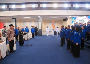 Lantik Surjadi Sebagai Ketua IKAPTK Tanjungpinang, Rahma: Berkontribusi untuk Kemajuan Daerah