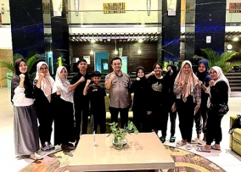 Meraih Medali Emas, Agung Wiradharma akan Beri Bonus 5 Siswa SMPN 7 Pemenang di FLS2N