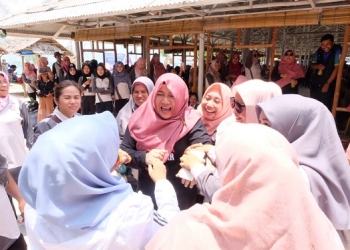 Keakraban Wako Rahma dengan Keluarga Besar PGRI Tanjungpinang di Family Gathering