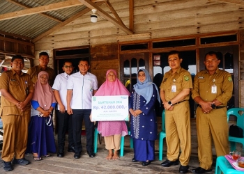 Wako Rahma dan BPJS Ketenagakerjaan Serahkan JKM untuk Ahli Waris Nelayan di Senggarang
