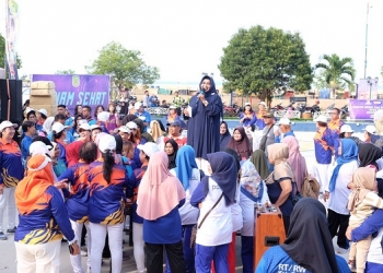 Ikut Senam Sehat bersama Masyarakat, Wako Rahma: Terus Perkuat Jalinan Silaturahmi