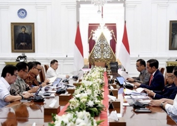Presiden Joko Widodo Gelar Rapat Terbatas Terkait RUU ASN