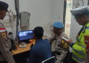 Pengamanan Selama 24 Jam, Personel Polri Jaga Ketat Ketua dan Gedung Kantor KPU Bintan