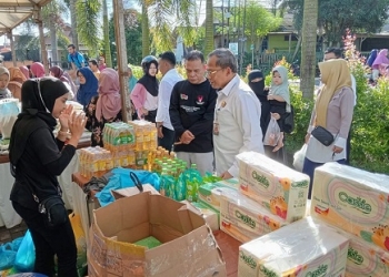 Tekan Naiknya Harga Kebutuhan Pokok, Disperdagin Gelar Operasi Pasar Murah di Halaman Water Park