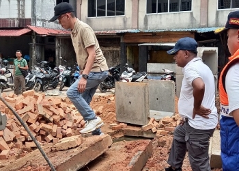 Tinjau Lokasi Pasar Baru Pekerjaan Tambahan untuk PUPR, Rusli: Kami Upayakan Selesai Pekan Depan