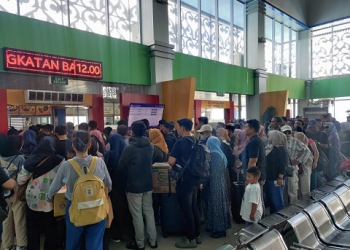 Arus Balik Gelombang Pertama, Pemudik Mulai Padati Pelabuhan SBP Tanjungpinang