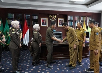 Arahan Jaksa Agung Agar Meningkatkan Sinergitas dan Kolaborasi, Kajati Kepri Sambangi Gubernur Ansar
