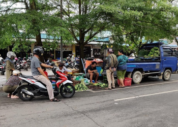 Tanggapi Keluhan Pedagang, Hasan Tegaskan akan Tertibkan PKL di Trotoar Kawasan Pasar Bincen