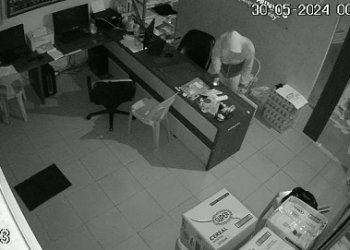 Aksi Pencurian di Toko Percetakan Advertising Printing 86 Tanjungpinang Terekam CCTV
