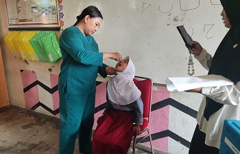 Ratusan Murid SDN 019 Bintim Dimunisasi Polio, Anak di Luar Sekolah Bisa Ikut