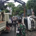 Akibat Lalai, Mobil Box Terguling di Jalan Tugu Pahlawan Tanjungpinang
