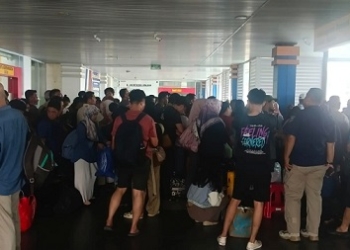 Libur Akhir Pekan, Pelabuhan SBP Dipadati Penumpang Tujuan Batam