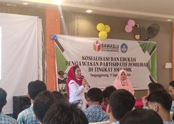 Dorong Partisipasi Pemilih Pemula, Bawaslu Sosialisasi di SMAN 4 Tanjungpinang