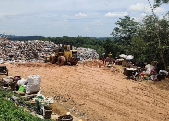 Peran Pemulung, Tumpukan Sampah TPA Ganet Lumayan Berkurang