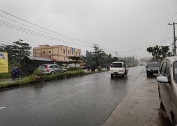 BMKG Tanjungpinang: Hujan Petir Disertai Angin Kencang Berlanjut hingga 13 Oktober