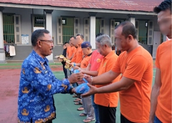 Komitmen Tingkatkan Pelayanan, Rutan Kembali Serahkan Perlengkapan Mandi Bulanan