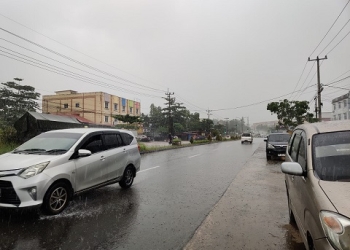 Hujan Disertai Angin Kencang di Tanjungpinang Masih Berpotensi hingga 3 Hari ke Depan