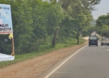 Puluhan Baliho Paslon ASLI-SAYANG di Batam Rusak, Tim Relawan Sebut Ini Disengaja